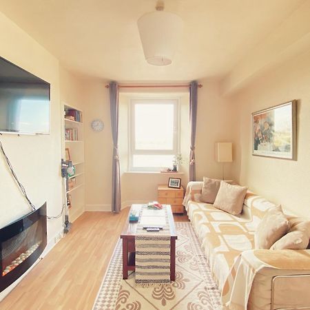 Edinburgh Meadowbank 1-Bedroom Flat Buitenkant foto